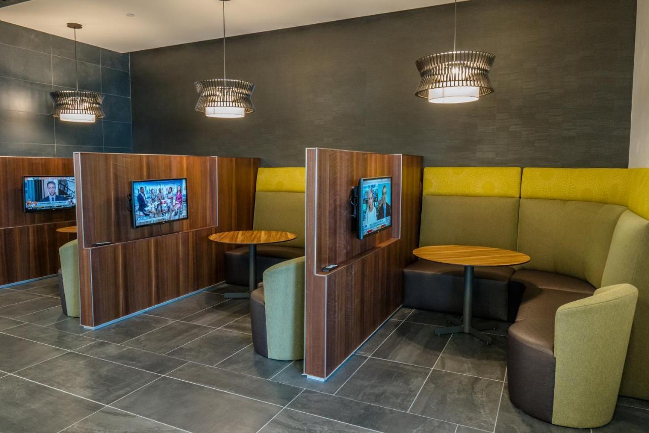 Hotel Courtyard By Marriott Fargo Esterno foto