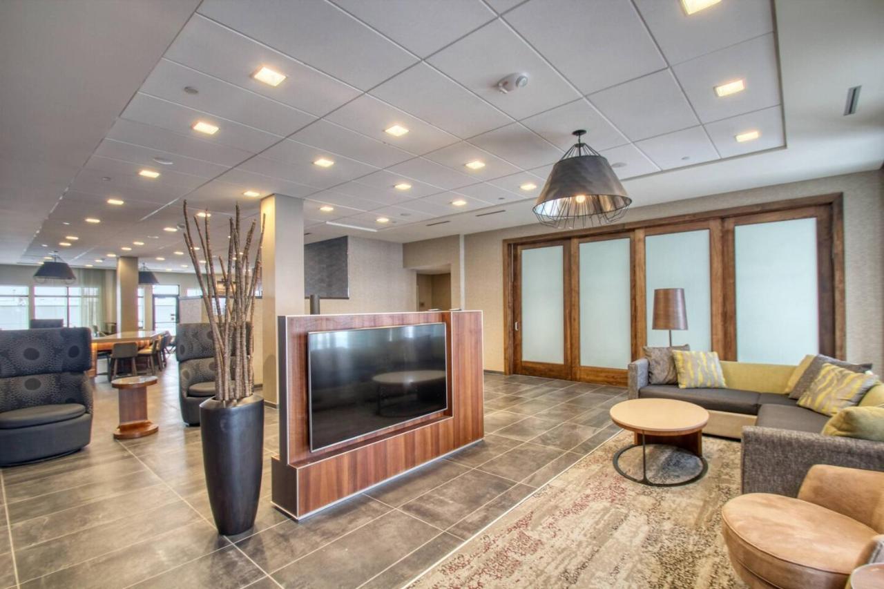 Hotel Courtyard By Marriott Fargo Esterno foto