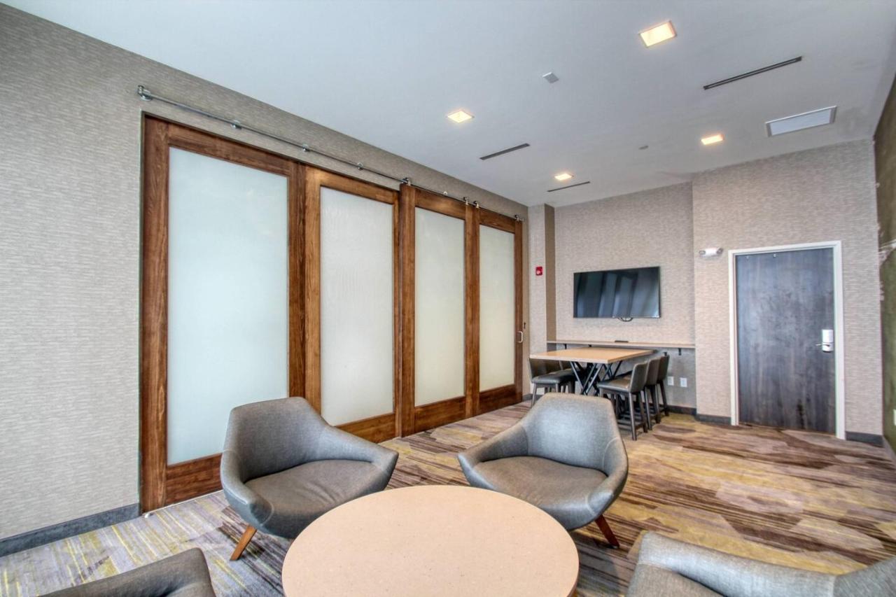 Hotel Courtyard By Marriott Fargo Esterno foto
