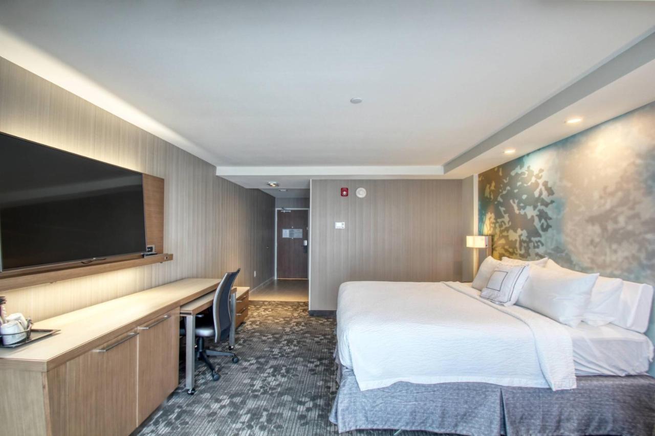 Hotel Courtyard By Marriott Fargo Esterno foto