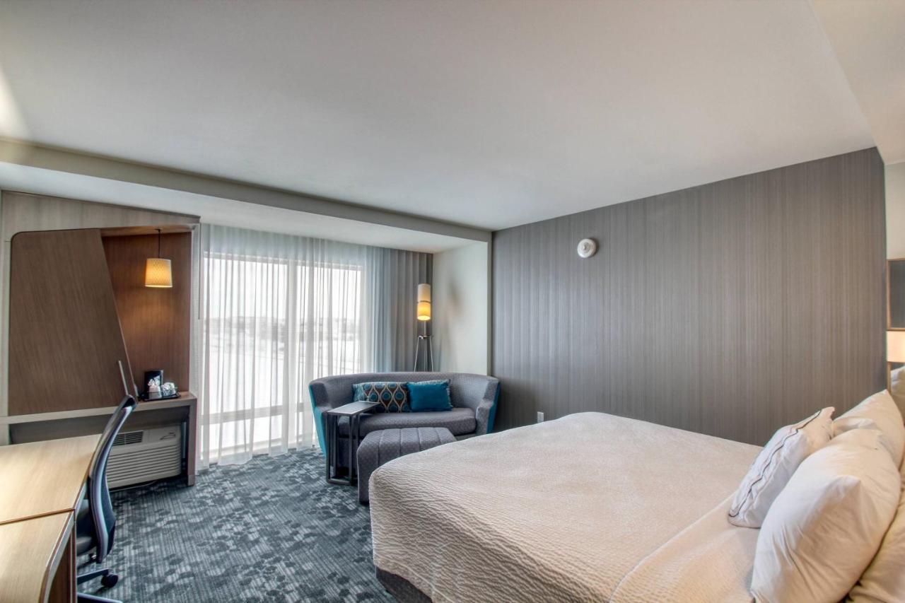 Hotel Courtyard By Marriott Fargo Esterno foto