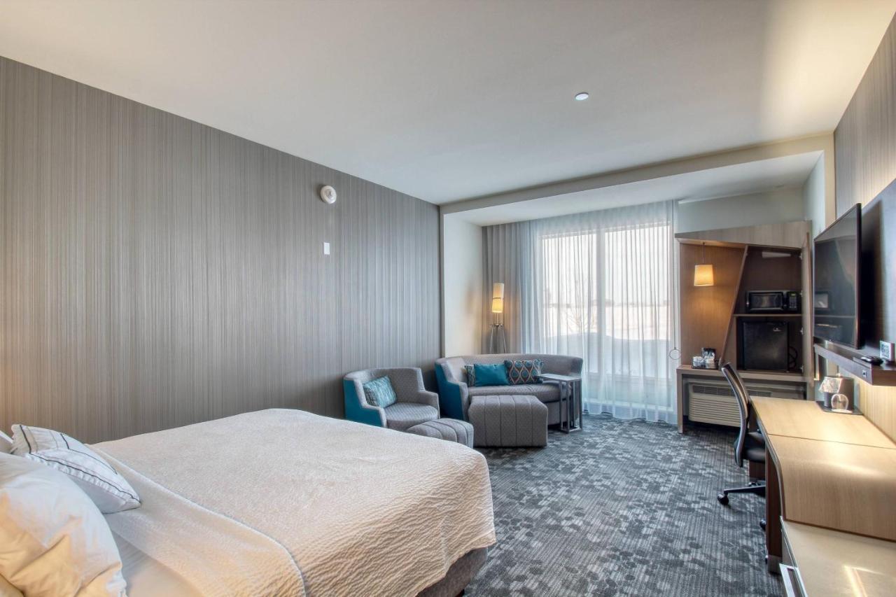 Hotel Courtyard By Marriott Fargo Esterno foto