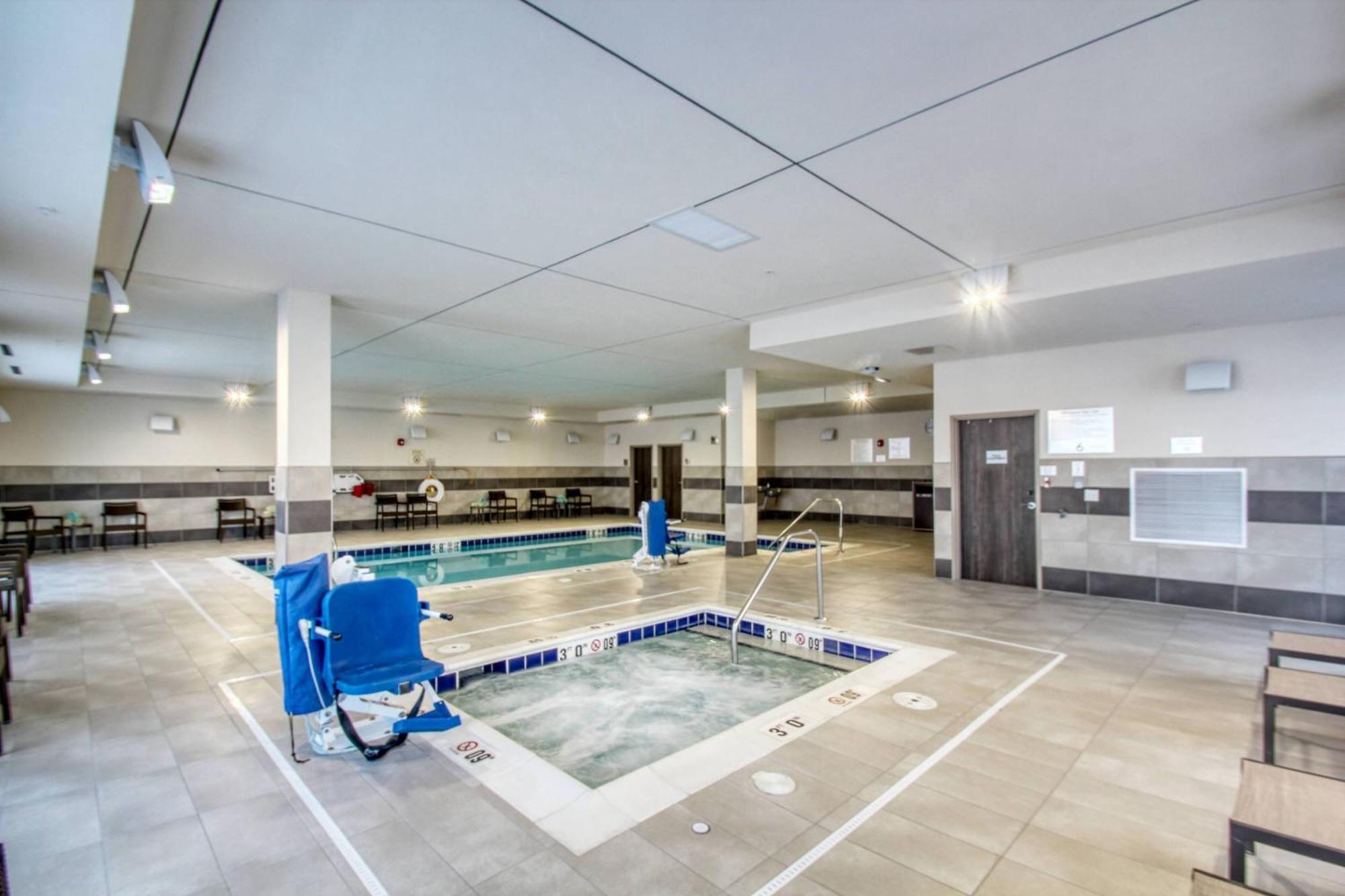 Hotel Courtyard By Marriott Fargo Esterno foto